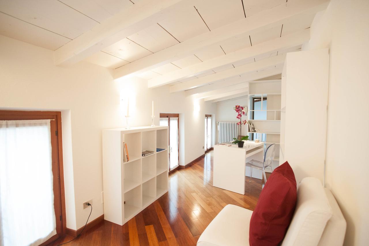 Italianflat - Palazzo Zeiner Apartment เวโรนา ภายนอก รูปภาพ