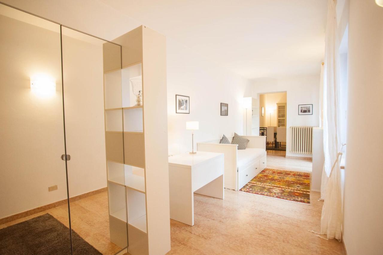 Italianflat - Palazzo Zeiner Apartment เวโรนา ภายนอก รูปภาพ